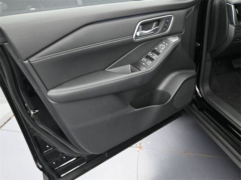 New 2026 Nissan Rogue Platinum w/ Platinum Premium Package image 31