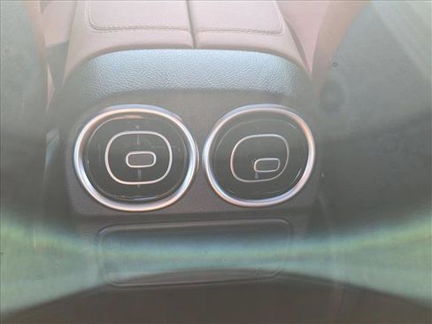 Used 2026 Mercedes-Benz C 300 Sedan image 17