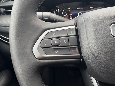 New 2026 Jeep Compass Latitude image 21