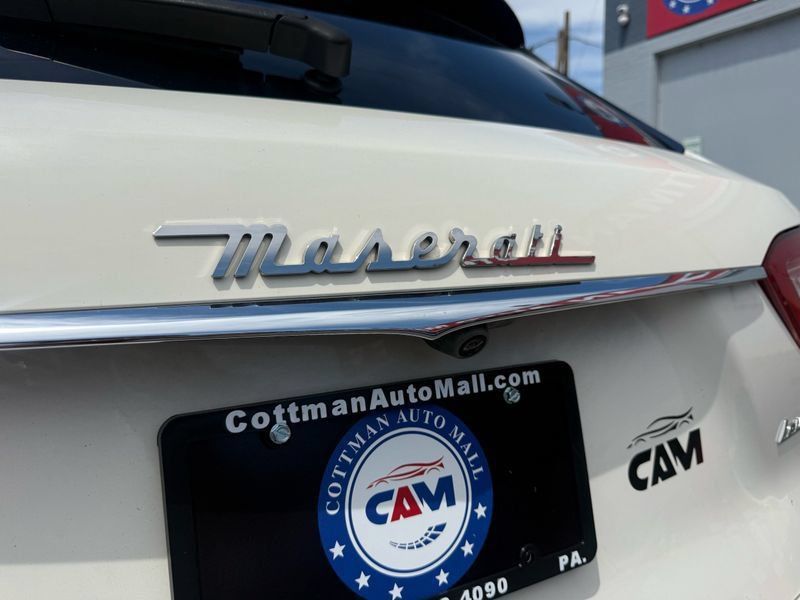 Used 2020 Maserati Levante S AWD/4WD image 58