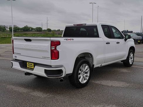 Used 2021 Chevrolet Silverado 1500 Custom AWD/4WD image 6
