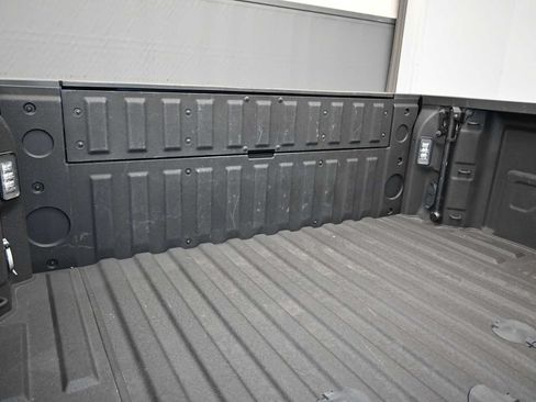 Used 2024 GMC Sierra 2500 AT4 w/ AT4 Premium Plus Package AWD/4WD image 24