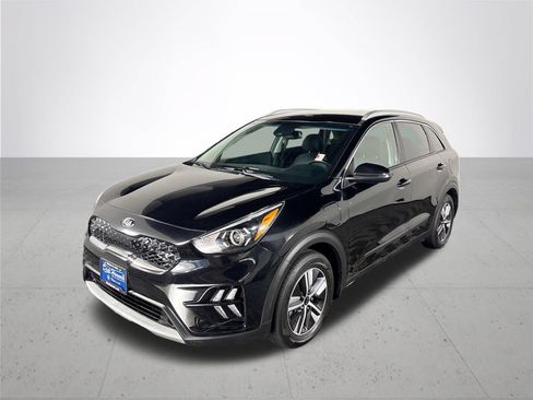 Used 2020 Kia Niro LXS FWD image 2