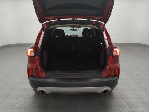 Used 2020 Ford Escape SE image 29