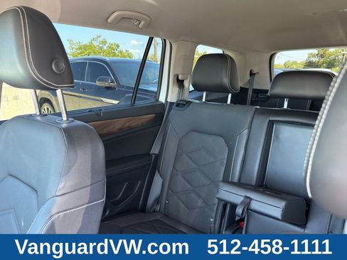 Used 2024 Volkswagen Atlas SE w/ Black Wheel Package FWD image 14