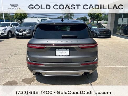 Used 2022 Lincoln Corsair AWD w/ Premium Package image 3