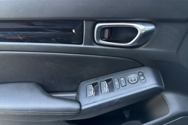Certified 2024 Honda Civic EX-L image 12