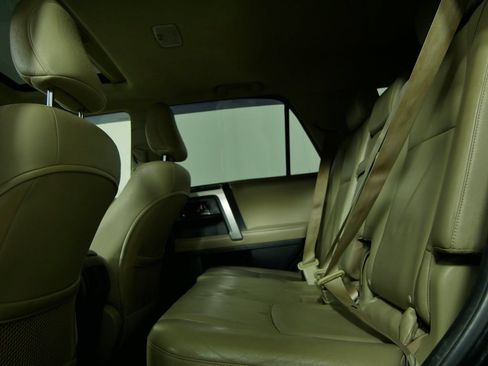 Used 2012 Toyota 4Runner Limited AWD/4WD image 15