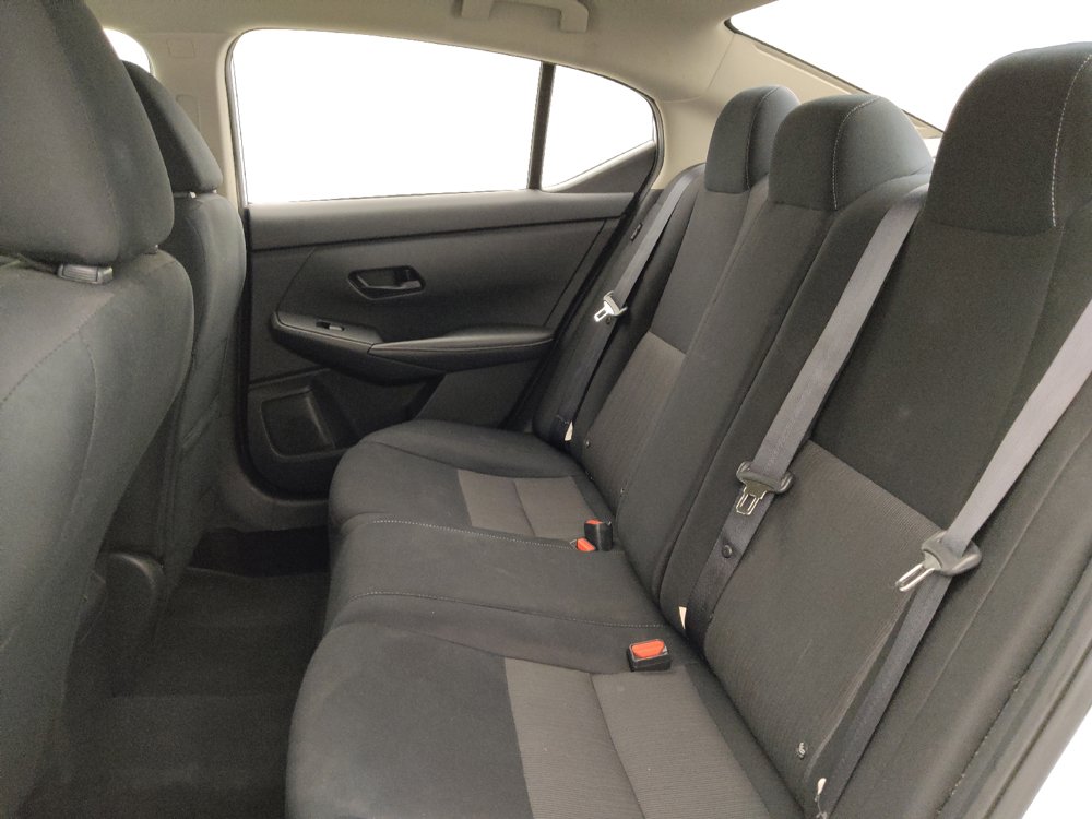 Used 2024 Nissan Sentra SV FWD image 18