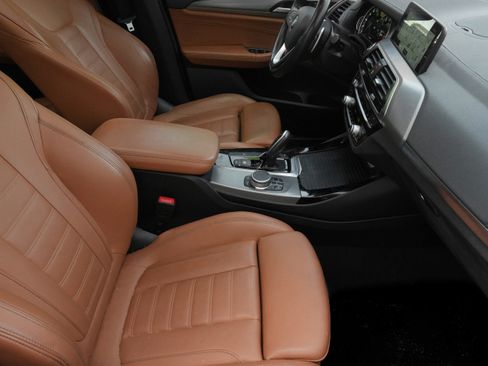 Used 2019 BMW X3 sDrive30i w/ M Sport Package RWD image 9