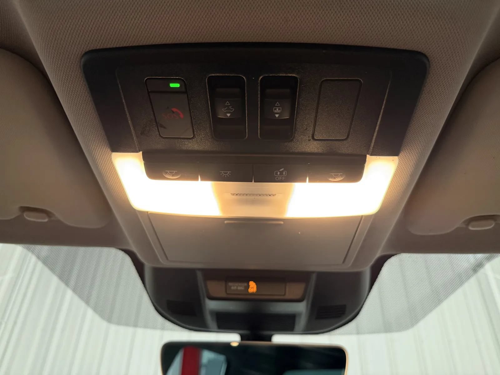 Used 2022 Nissan Rogue Platinum w/ Head-Up Display Package FWD image 33