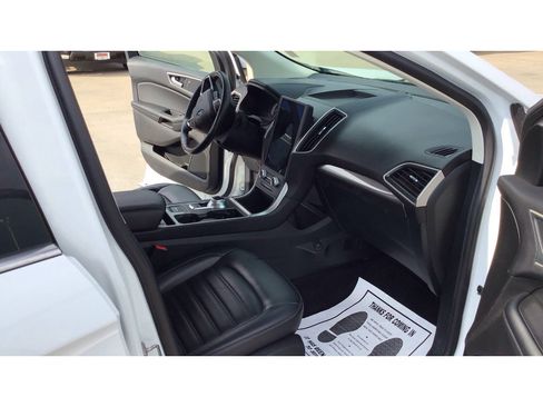 Used 2024 Ford Edge SEL w/ Convenience Package AWD/4WD image 16