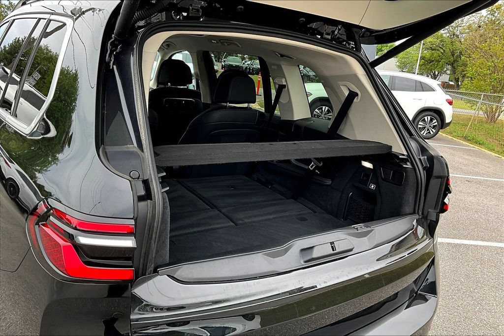 Used 2023 BMW X7 xDrive40i w/ Premium Package AWD/4WD image 37