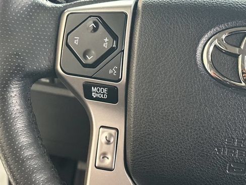 Used 2024 Toyota 4Runner Limited AWD/4WD image 19