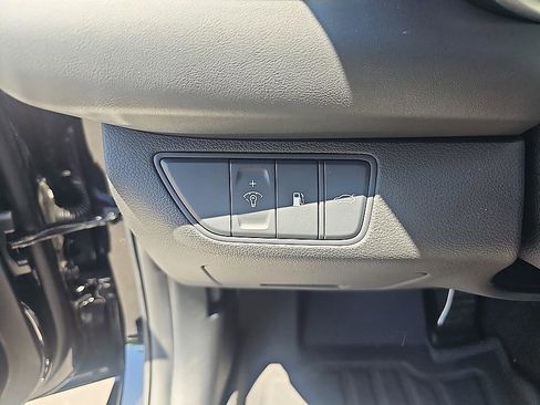 Used 2025 Genesis G70 2.5T w/ Sport Prestige Package AWD/4WD image 15