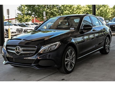 Used 2017 Mercedes-Benz C 300 4MATIC Sedan image 5