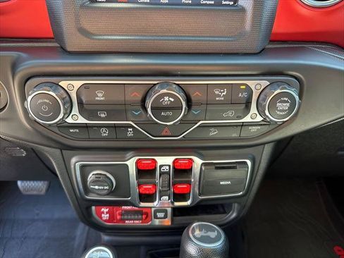 Certified 2020 Jeep Wrangler Unlimited Rubicon AWD/4WD image 33