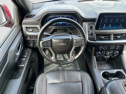 Used 2023 Chevrolet Suburban RST w/ Luxury Package image 23