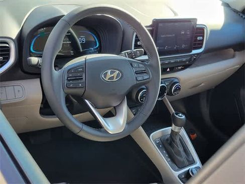 New 2026 Hyundai Venue SEL FWD image 5