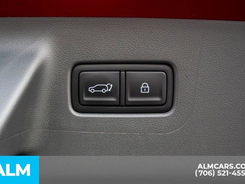 Used 2025 Hyundai Santa Fe SEL FWD image 15