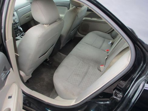 Used 2012 Ford Fusion SE FWD image 10