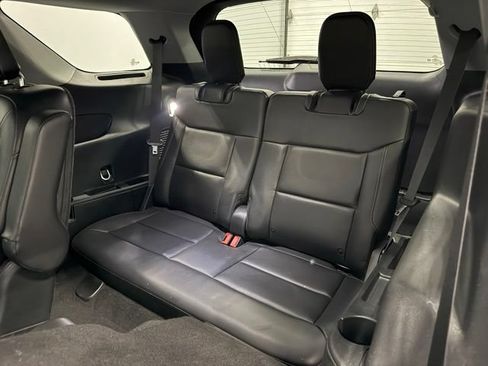 Certified 2023 Ford Explorer XLT w/ Equipment Group 202A RWD image 34