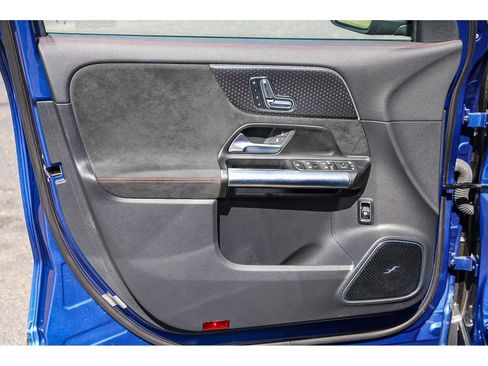 Certified 2025 Mercedes-Benz GLA 250 4MATIC image 19