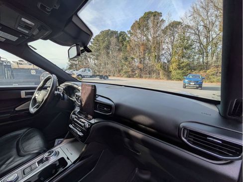 Certified 2021 Ford Explorer ST w/ Equipment Group 401A image 34