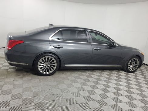 Used 2017 Genesis G90 3.3T Premium RWD image 12