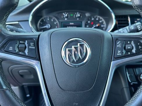 Used 2020 Buick Encore Preferred w/ Safety Package image 25