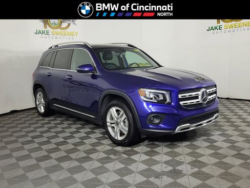 Used 2021 Mercedes-Benz GLB 250 4MATIC w/ Premium Package image 1