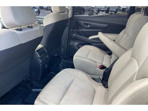 Used 2023 Subaru Ascent Premium w/ Convenience Package AWD/4WD image 14