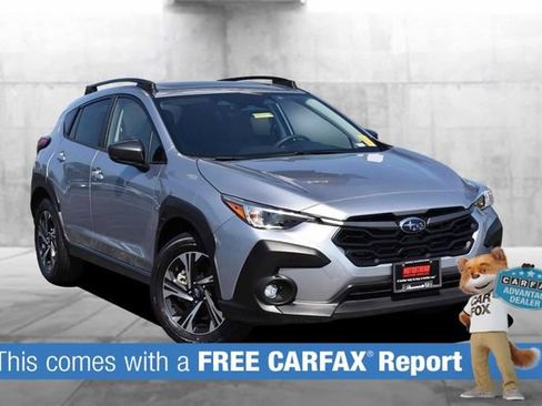 Used 2025 Subaru Crosstrek 2.5i Premium AWD/4WD image 2