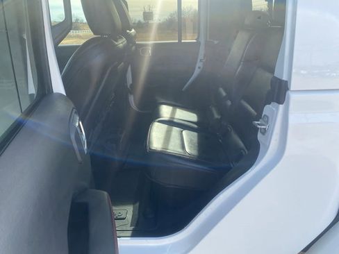 Used 2021 Jeep Gladiator Rubicon image 19