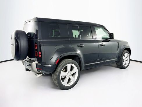 Used 2025 Land Rover Defender 110 X-Dynamic SE AWD/4WD image 5
