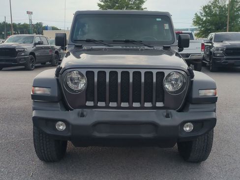 Certified 2018 Jeep Wrangler Unlimited Sport S AWD/4WD image 3