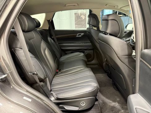 Used 2024 Genesis GV80 2.5T image 25