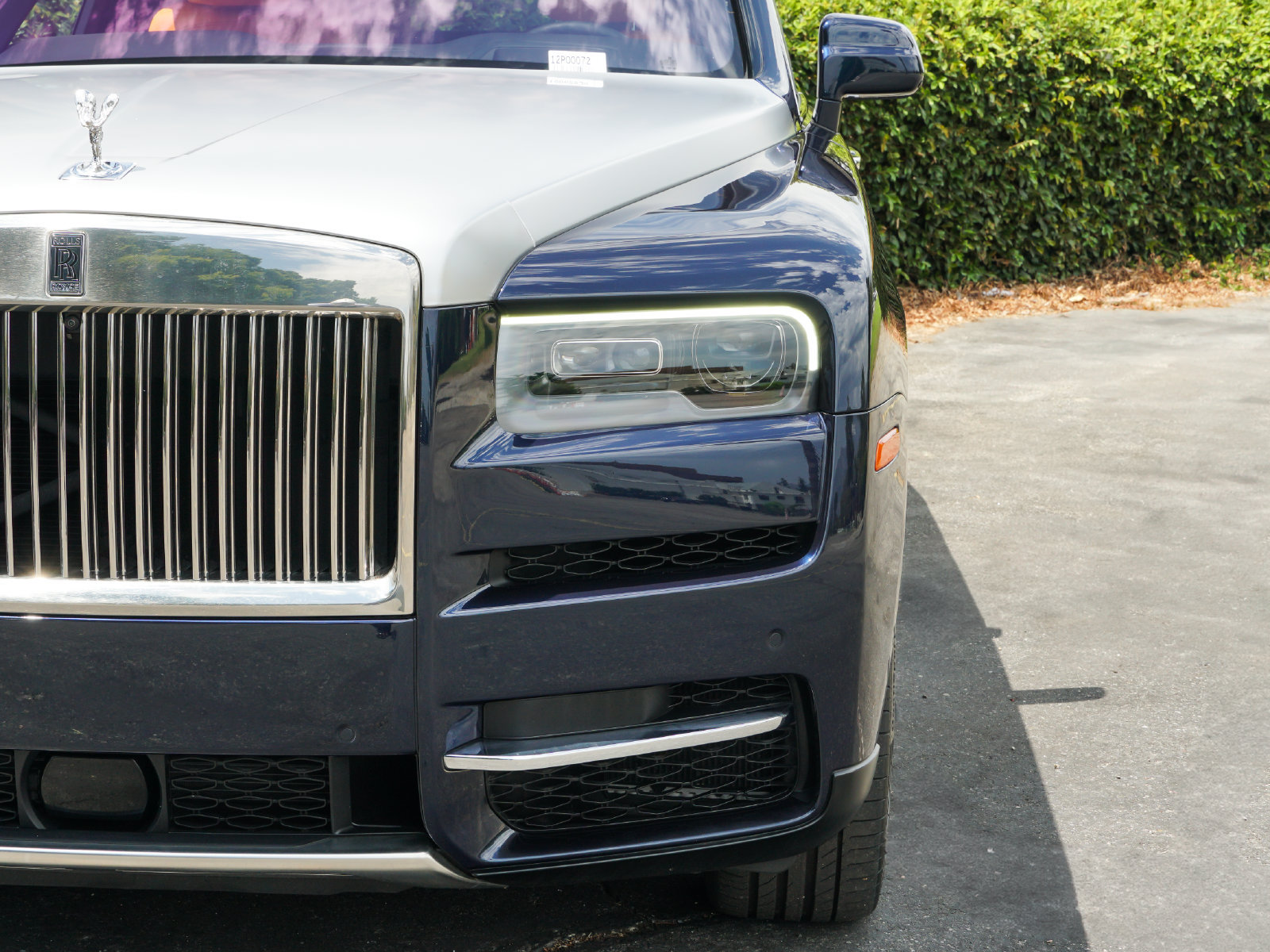 Certified 2022 Rolls-Royce Cullinan w/ Cullinan Package AWD/4WD image 34