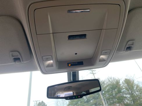 Used 2017 GMC Sierra 1500 SLE image 21