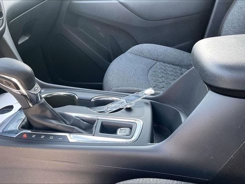 Used 2024 Chevrolet Equinox LT image 21