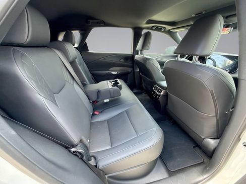 Used 2026 Lexus RX 350 Premium w/ Accessory Package (Z1) FWD image 17