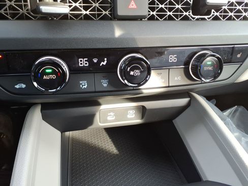 New 2025 Honda Accord SE image 11