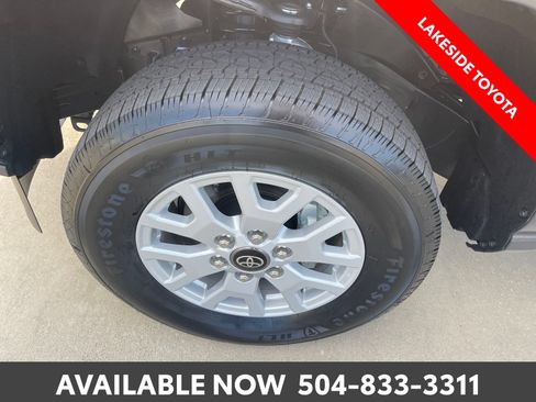 Certified 2026 Toyota Tacoma SR5 AWD/4WD image 15