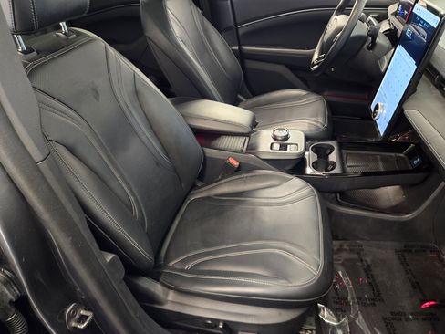 Certified 2023 Ford Mustang Mach-E Premium image 12