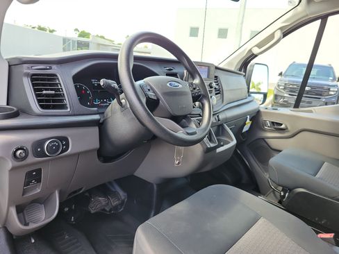 Used 2025 Ford Transit 250 Low Roof w/ Exterior Upgrade Package RWD image 14