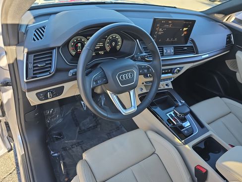 Used 2023 Audi Q5 2.0T Premium Plus w/ Premium Plus Package image 16