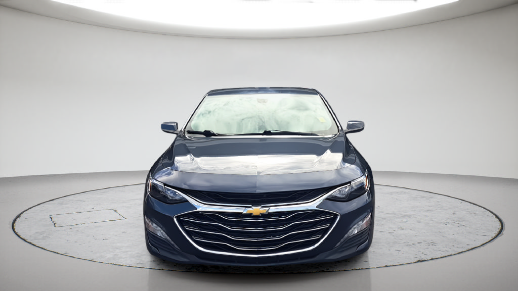Used 2019 Chevrolet Malibu LT FWD image 2