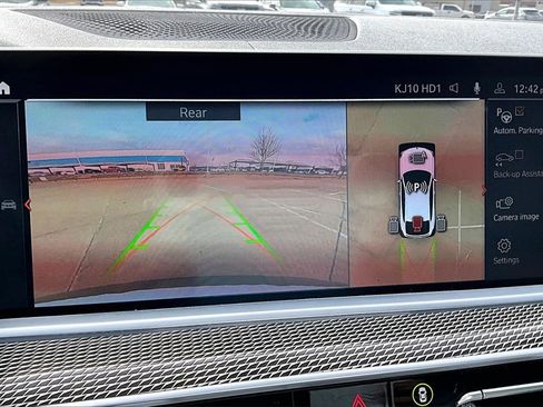 Used 2023 BMW X6 xDrive40i w/ M Sport Package image 23