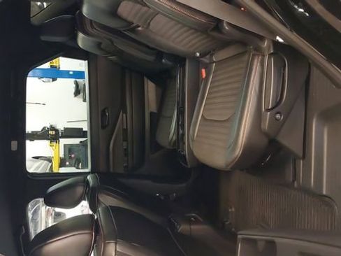 Used 2025 Nissan Pathfinder Rock Creek AWD/4WD image 28