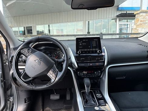 Used 2025 Mitsubishi Eclipse Cross SEL AWD/4WD image 9